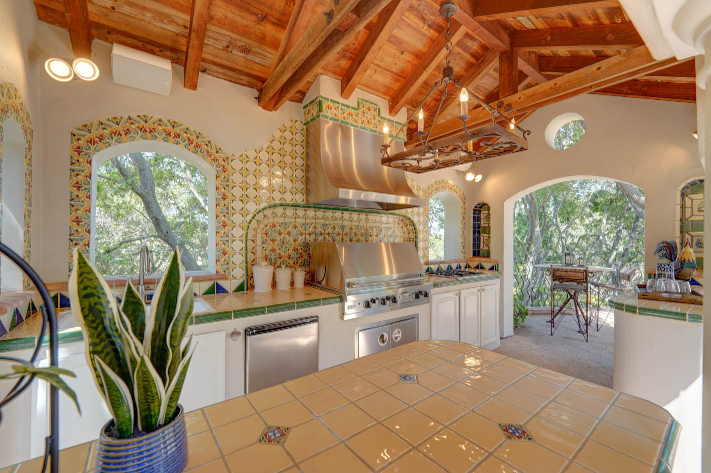 HDR interior real estate photography – Los Angeles